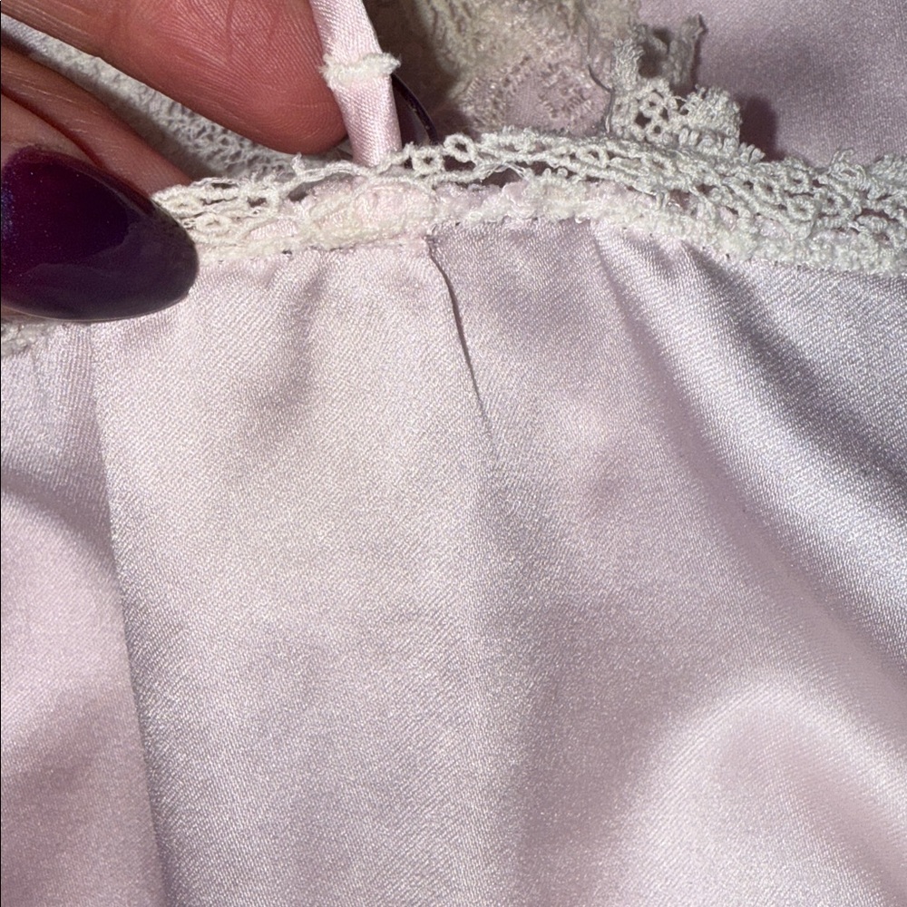 Vintage Christian Dior Soft Pink Lace Chemise Lingered
size M - Picture 12 of 17